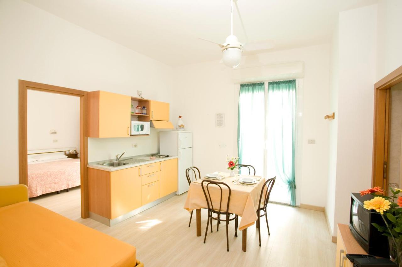 Residence Andrea Doria Cervia Eksteriør billede
