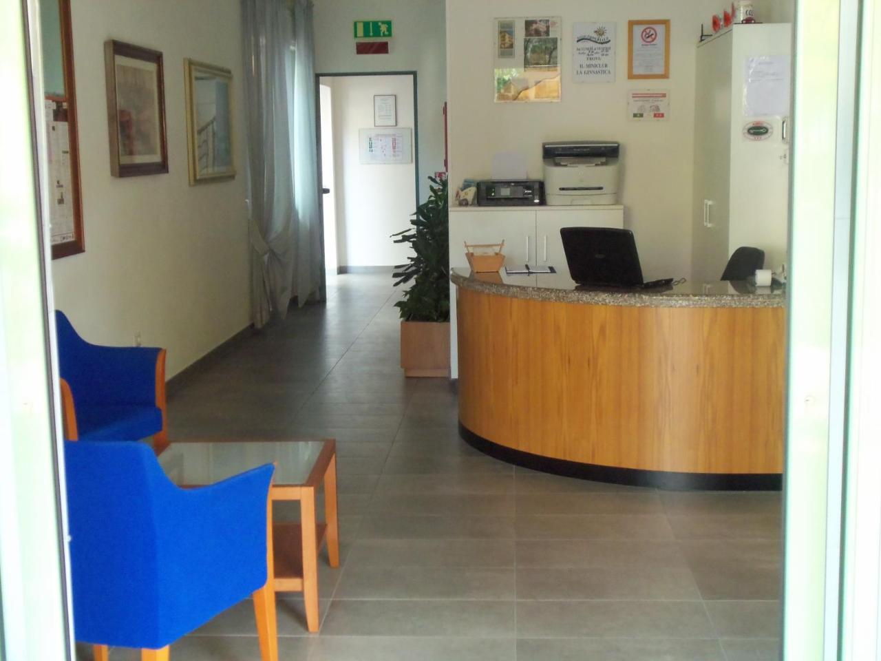 Residence Andrea Doria Cervia Eksteriør billede